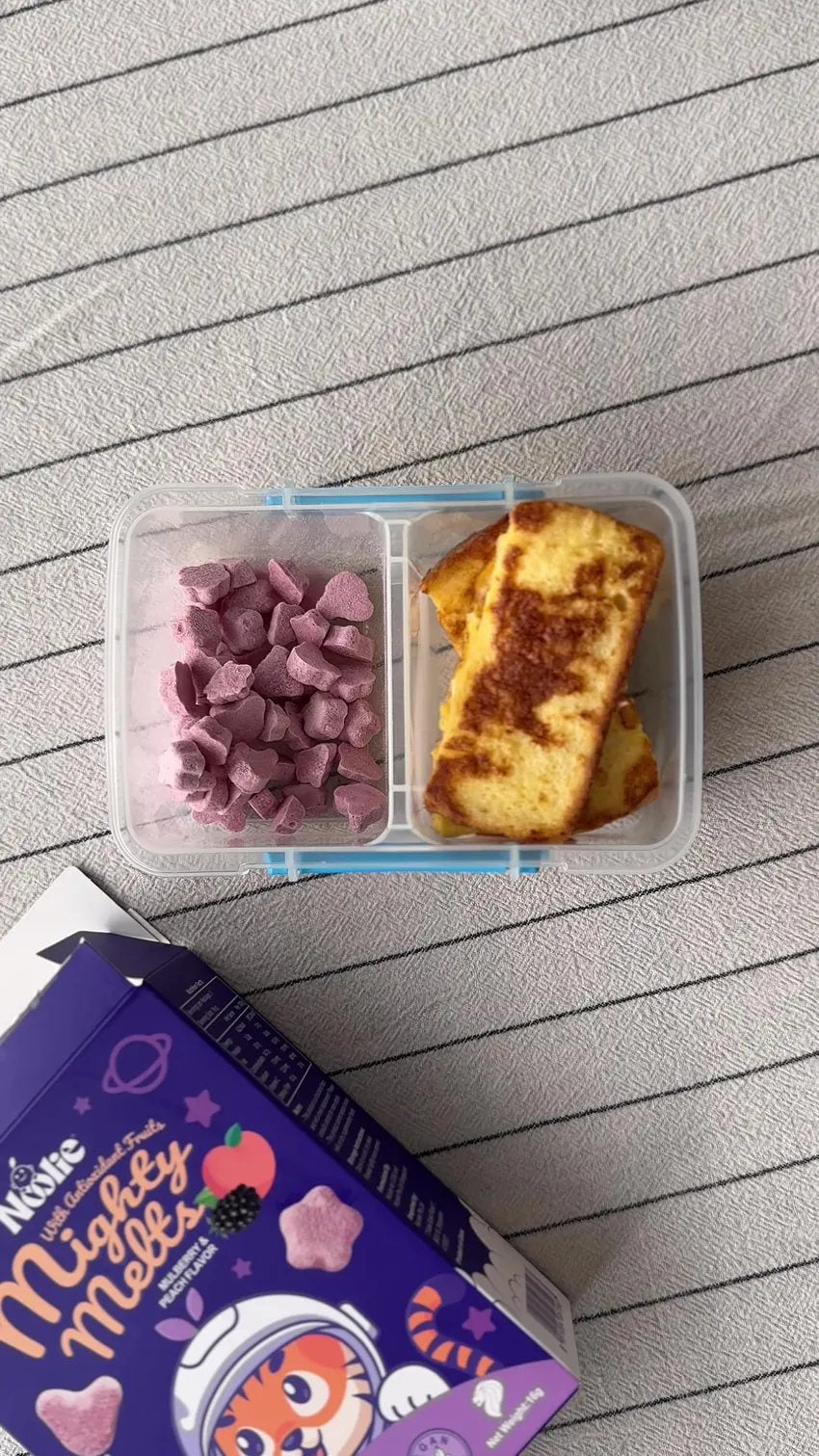 Noolie Mighty Melts packed in a child's lunchbox